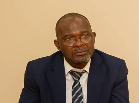 Guy Pierre Biteghe durcit les règles pour renforcer la sécurité routière à Lambaréné. ©gabonclic.info