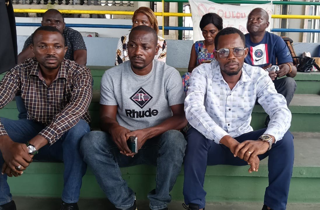 Des jeunes de Mimongo interpellent les autorités.