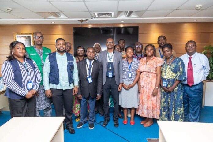 Photo de famille des participants à l’atelier du PEV 2026, aux côtés des partenaires techniques et institutionnels. ©️gabonclic.info