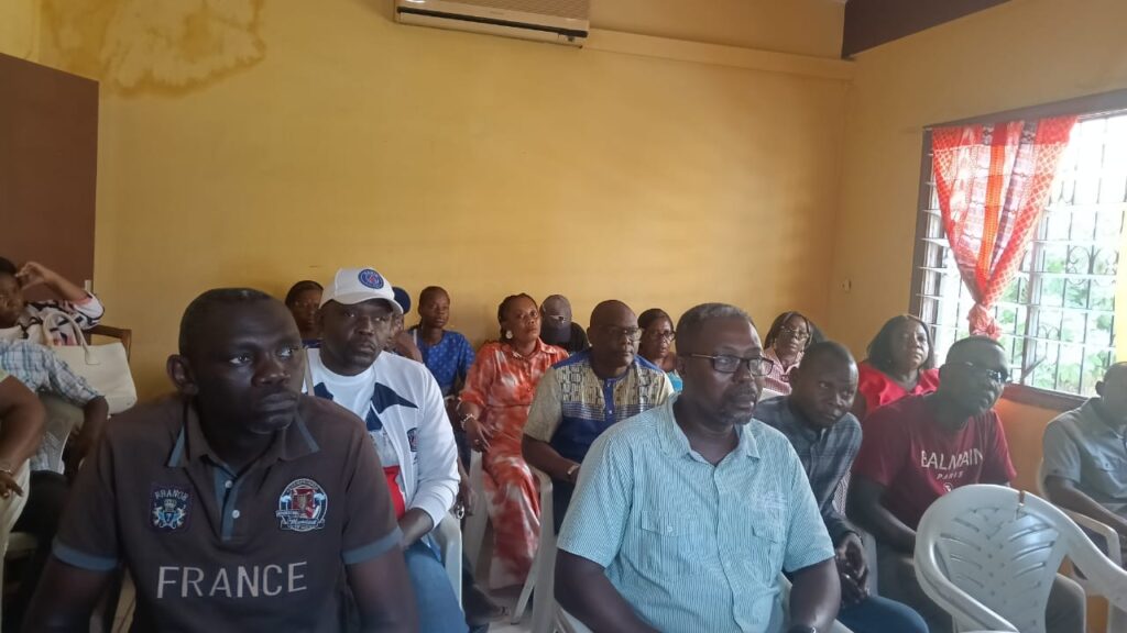 Gabon : Le front syndical de l’Éducation nationale exige un report des élections professionnelles 1 Gabon : Le front syndical de l’Éducation nationale exige un report des élections professionnelles