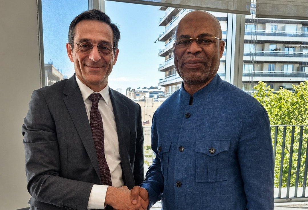 Germain Ngoyo Moussavou et Martin Ajdari lors de leur rencontre à Paris.