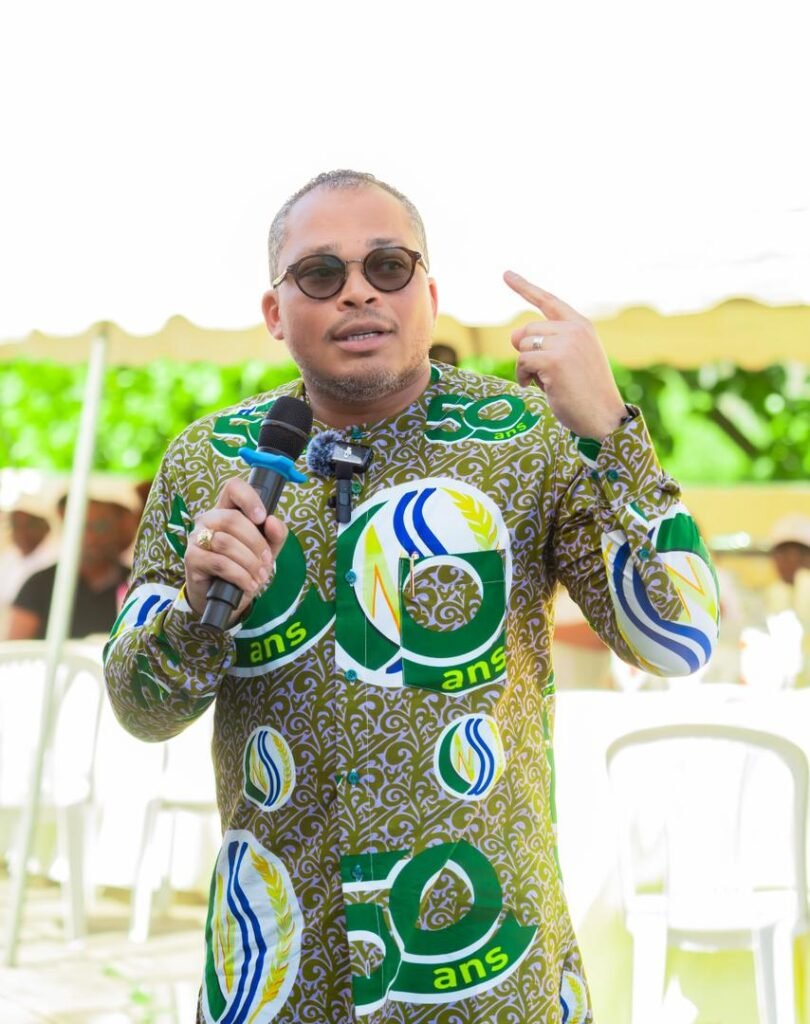 Gabon : 1er Mai à la CNSS, entre ferveur sociale et impératif de performance 1 Le DG, Dr Rebienot Pellegrin dans son langage sans fioriture s’adressant aux travailleurs de la CNSS