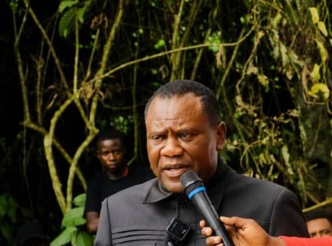 Joël NGOUENENI lors de son intervention.