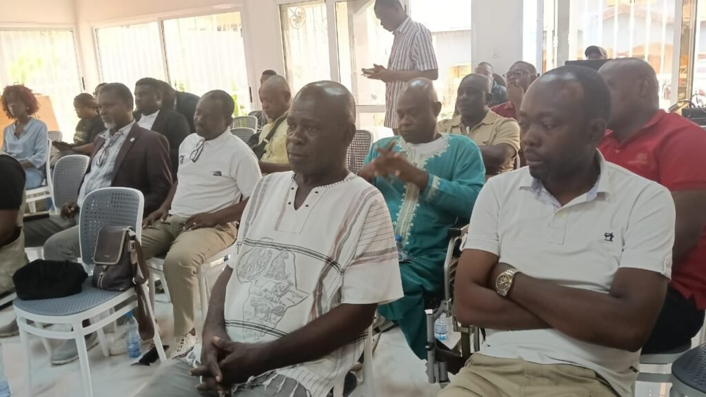 Gabon : Avec « Tseng Mu Batu », la Compagnie N’gumi sonne le réveil de la conscience Nzebi 1 Gabon : Avec « Tseng Mu Batu », la Compagnie N’gumi sonne le réveil de la conscience Nzebi