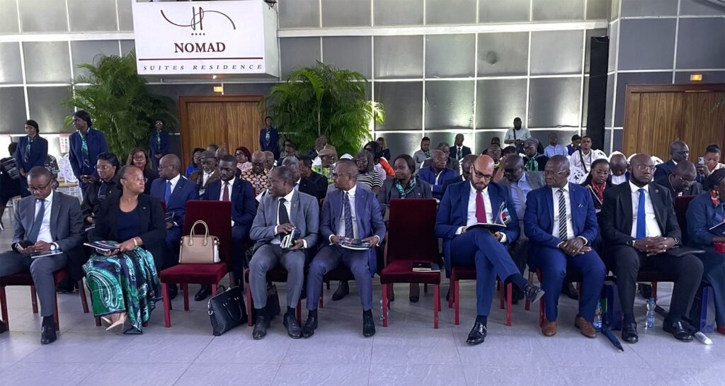 AFG Bank Gabon : les actionnaires valident à l'unanimité les comptes de l’exercice 2025 1 Vue partielle des acionnaires pendant les travaux de l'Assemblée générale ordinaire.