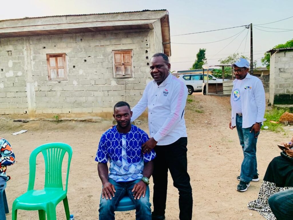 Gabon : Entre foi et politique, la coalition 7MP / MON 100 % lance sa grande offensive à l’intérieur du pays 2 Installation des membres du bureau exécutif à Mouila.