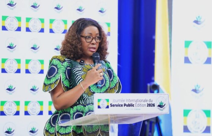 Laurence Ndong, ministre de la Fonction publique, lors de son discours.