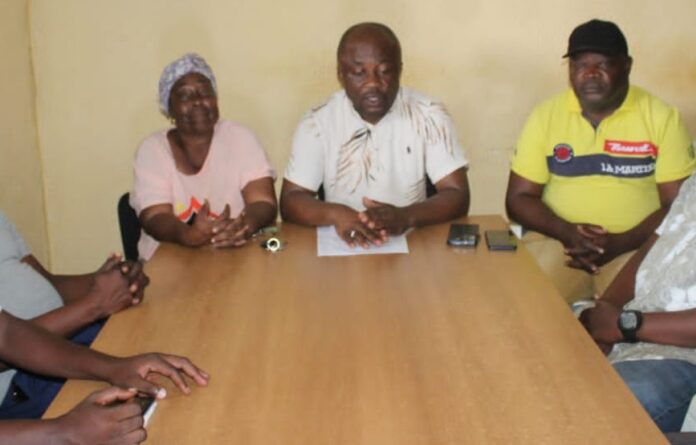 Pour Dynamique Unitaire, cette affaire relance le débat sur la protection des droits syndicaux au Gabon.