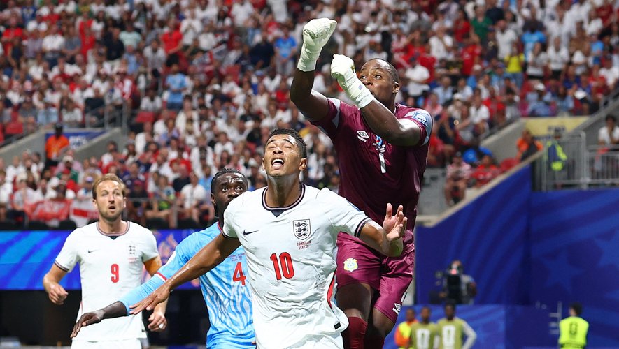 Mondial 2026 : Le money-time, ce terrible linceul des ambitions africaines 2 Impeccable dans ses cages, Lionel Passy a repoussé l’inévitable aussi longtemps qu’il a pu. Mais à force de résister, la RD Congo a fini par céder sous les assauts anglais en fin de match.