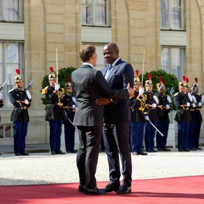 Cette visite d'Etat aura été l'occasion pour Brice Clotaire Oligui Nguema et son homologue français, Emmanuel Macron, de participer à placer le curseur de cette coopération entre la France et le Gabon sous le sceau d'une approche agissante et pragmatique.
