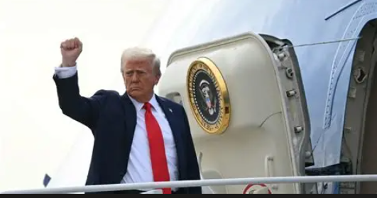 DONALD TRUMP GABONCLIC