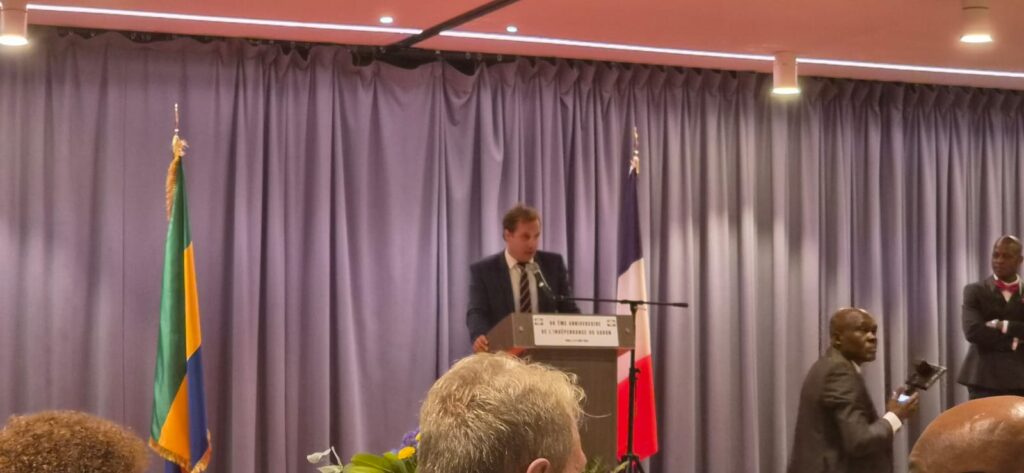 France-Gabon : Face à la diaspora, Alfred Nguia Banda sonne l'heure de la responsabilité républicaine 1 Jérémy Labarre, directeur Afrique au ministère français de l’Europe et des Affaires étrangères, a pris part à la célébration.