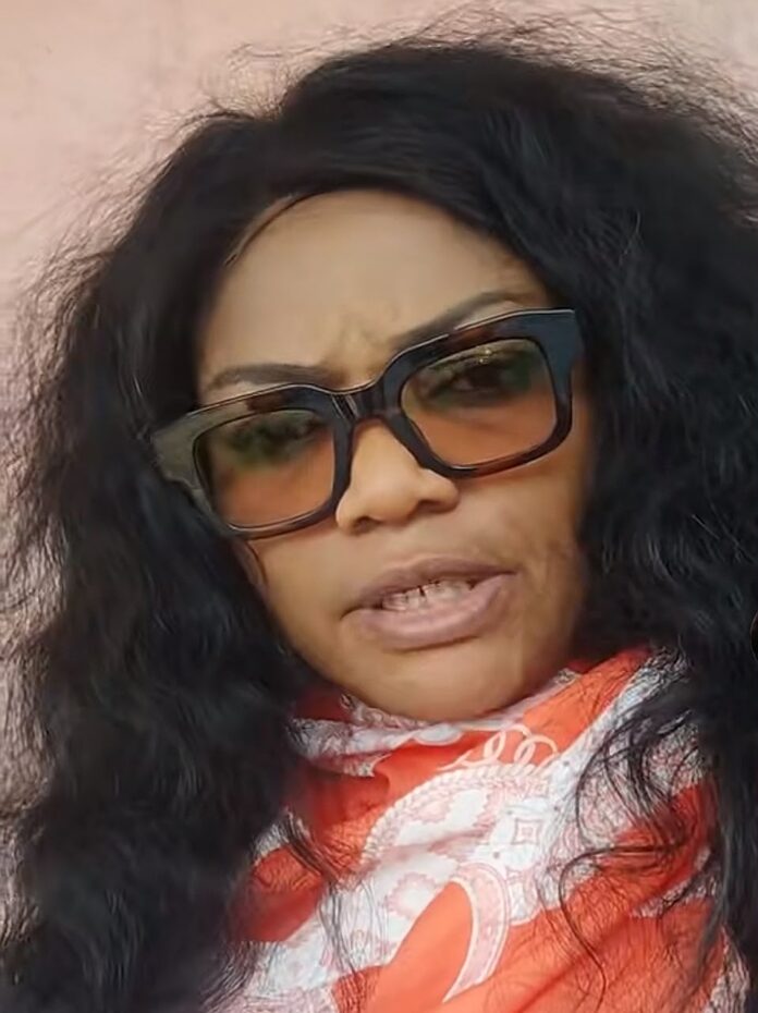 Lydie 241, ressortissante de Ngouoni.