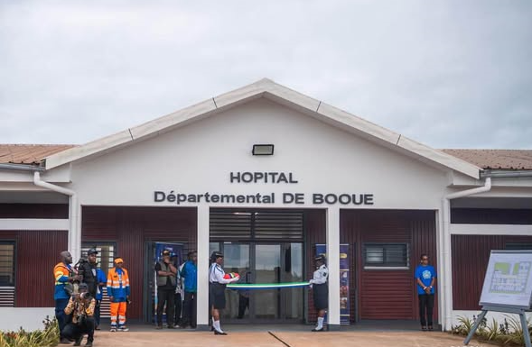 hopital booue