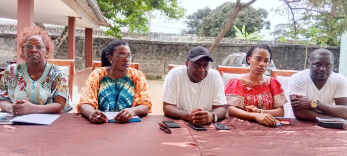 GABONCLIC ELARGISSEMENT DE LA ROUTE OKALA