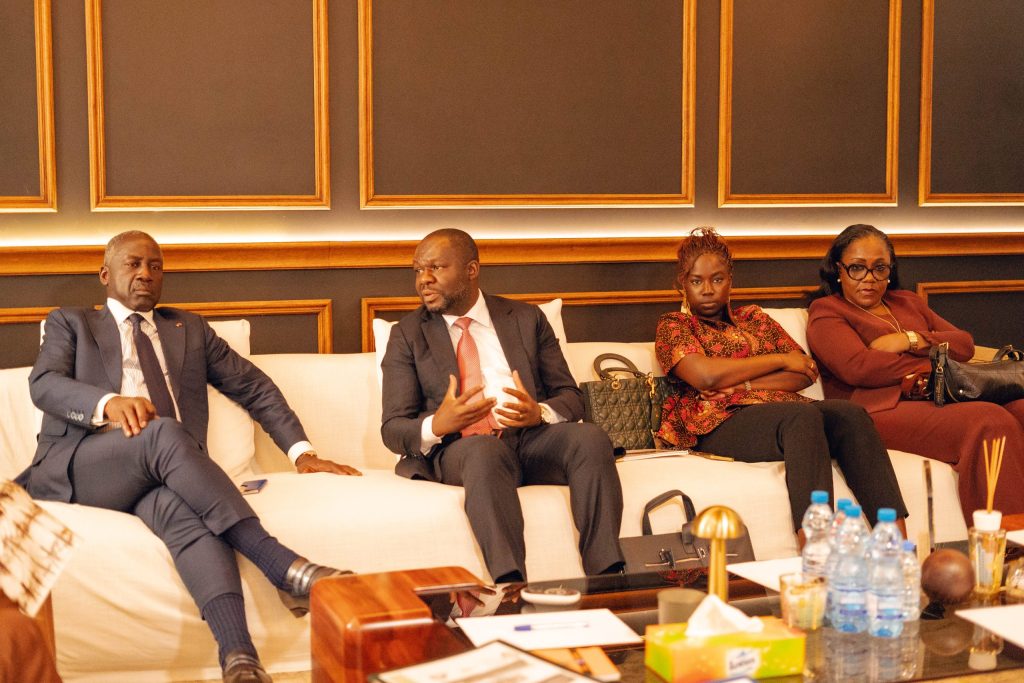Gabon : La digitalisation du foncier classée comme une urgence nationale 1 La modernisation du cadastre figure parmi les chantiers prioritaires de transformation numérique de l’administration gabonaise.