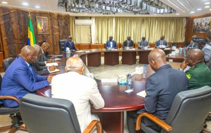Le vice-président du gouvernement, Hermann Immongault, a réuni, mercredi dernier, les ministres dont les portefeuilles sont concernés par cette problématique, ainsi que les maires de Libreville, Akanda et Owendo.