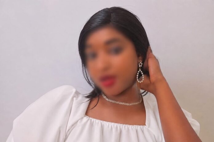 La jeune femme présentée comme étant à l’origine de l’incendie qui a ravagé plusieurs habitations à Nkomayat.