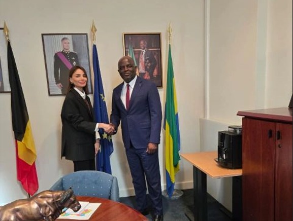 Bruxelles, 29 septembre 2026. S.E.M. Regis Immongault, Ambassadeur de la République Gabonaise à Bruxelles, échange avec la Présidente de l’EU-Ukraine Agri Council (EUAC), en prélude à une mission envisagée à Libreville
