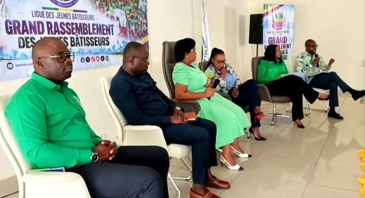 Gabon : À l’approche du congrès, la jeunesse de l’UDB se met en ordre de marche 1 Gabon : À l’approche du congrès, la jeunesse de l’UDB se met en ordre de marche