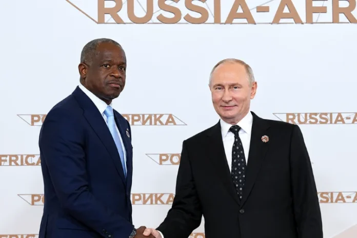 Immongault décline les priorités du Gabon à Poutine.